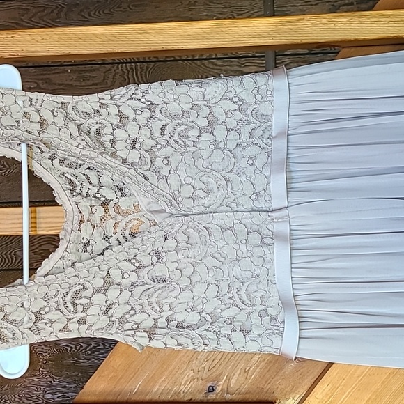 Dress - Picture 4 of 5